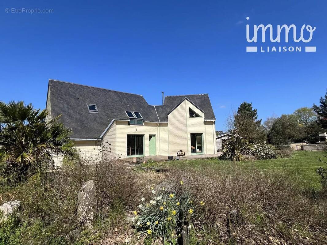 Maison à GRANDCHAMPS-DES-FONTAINES