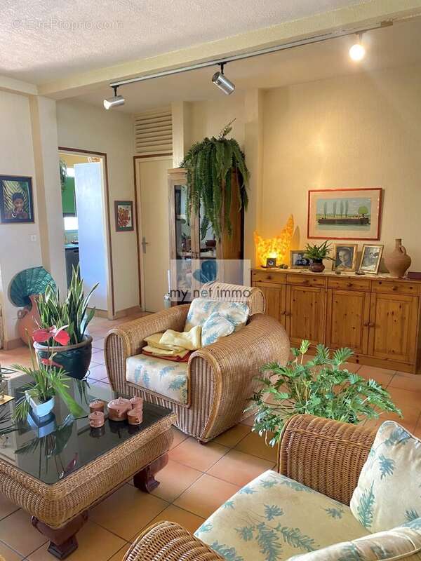 Appartement à POINTE-A-PITRE