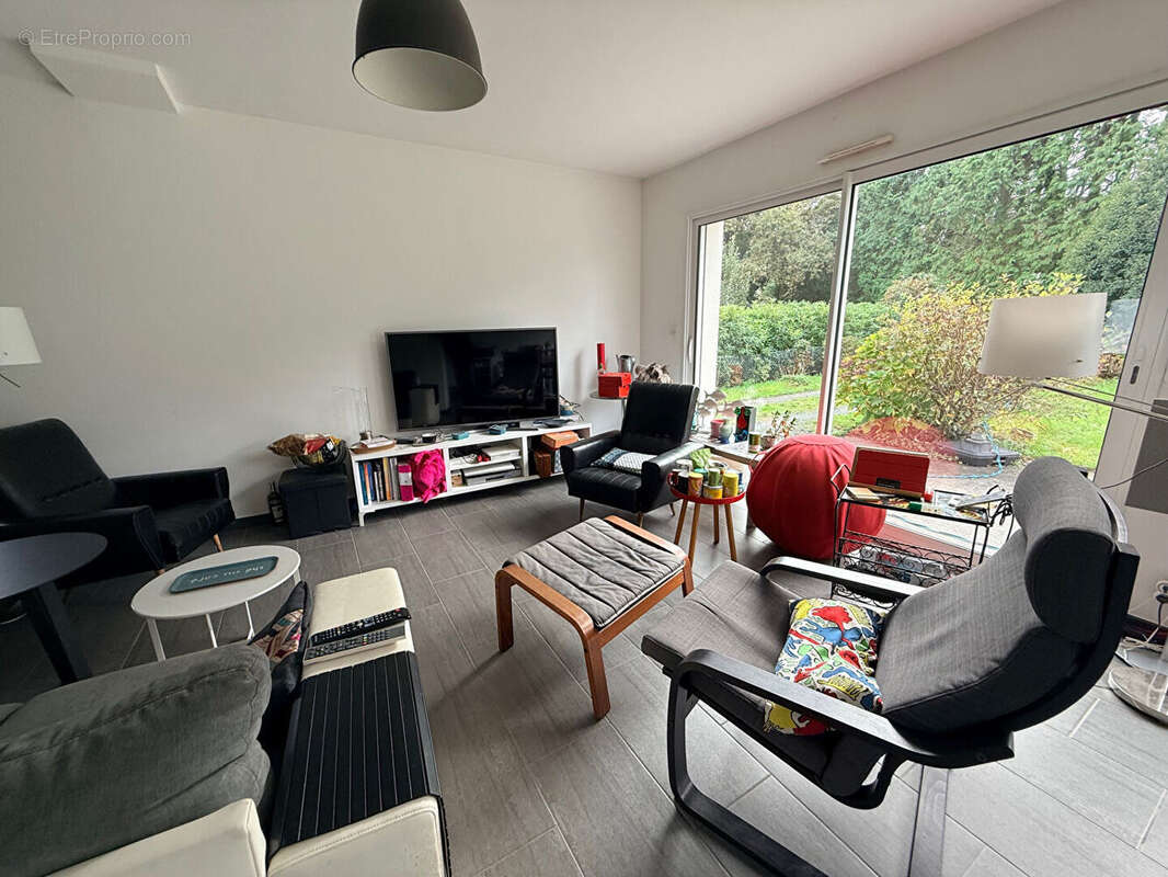 Maison à SAINT-JEAN-TROLIMON