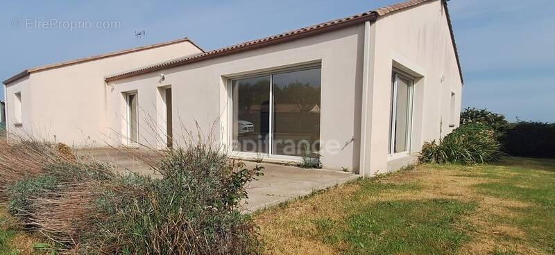 Maison à LA PLAINE-SUR-MER