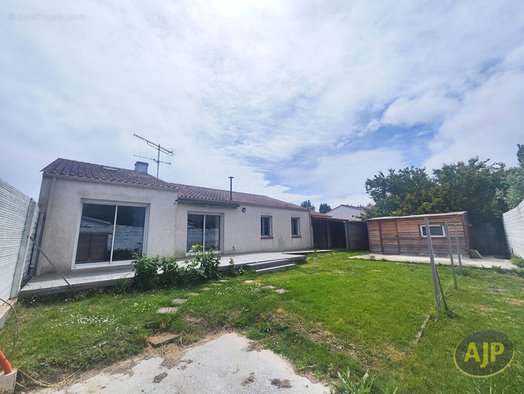 Maison à L&#039;AIGUILLON-SUR-MER