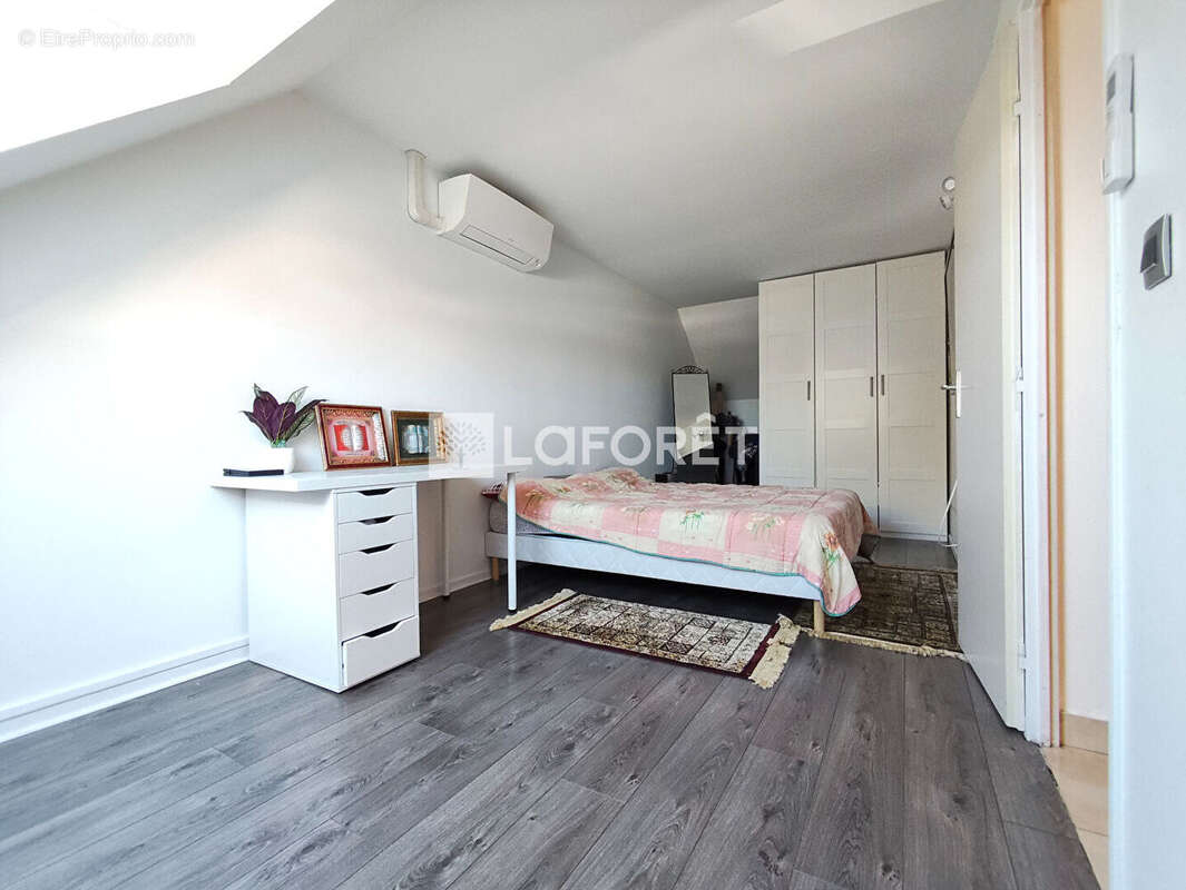 Maison à RIS-ORANGIS