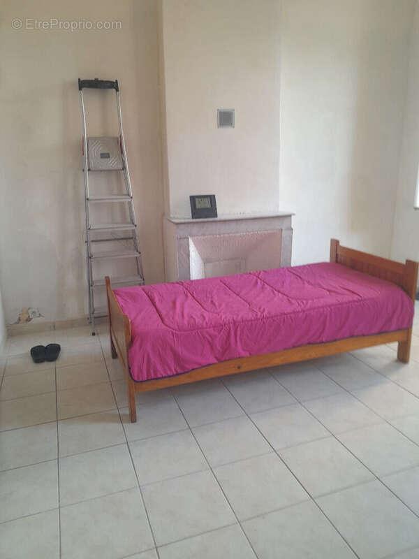 Appartement à MARSEILLE-6E