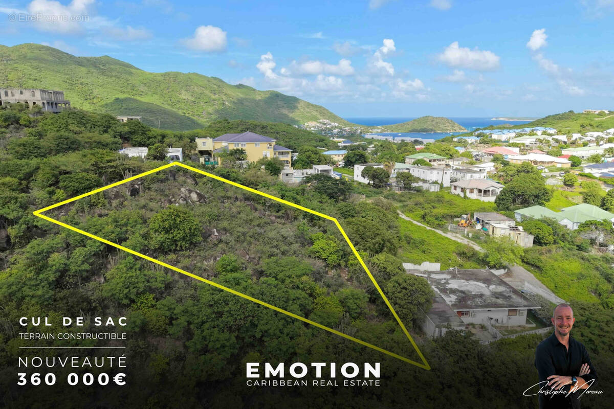 Terrain à SAINT-MARTIN