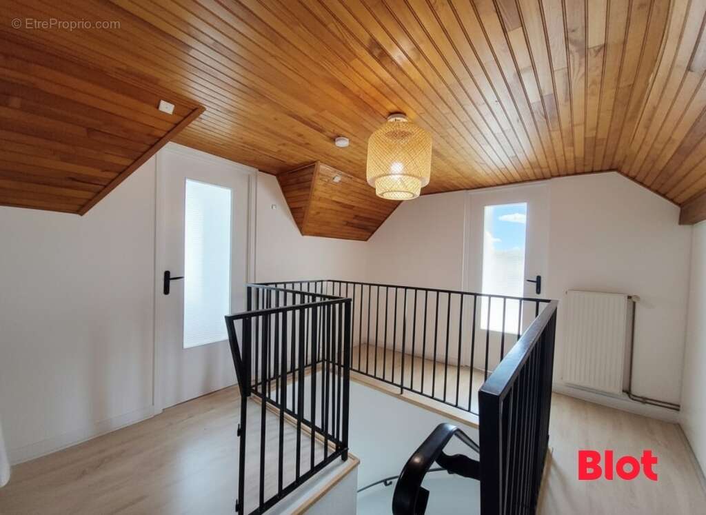 Maison à GRAND-FOUGERAY