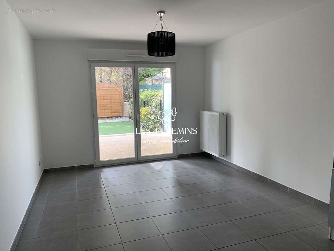 Appartement à ROUSSET