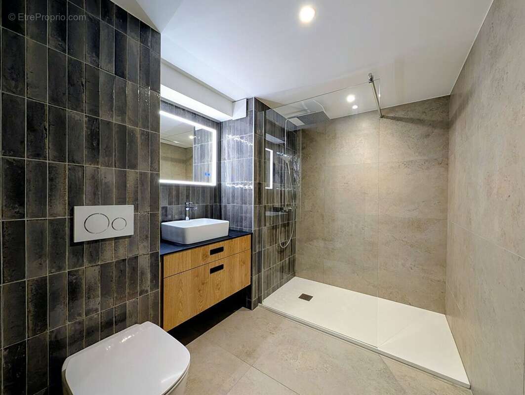 Appartement à AIX-LES-BAINS