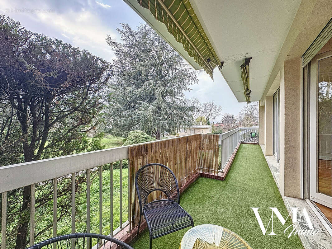 Appartement à ANSE
