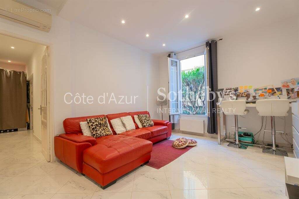 Appartement à BEAUSOLEIL