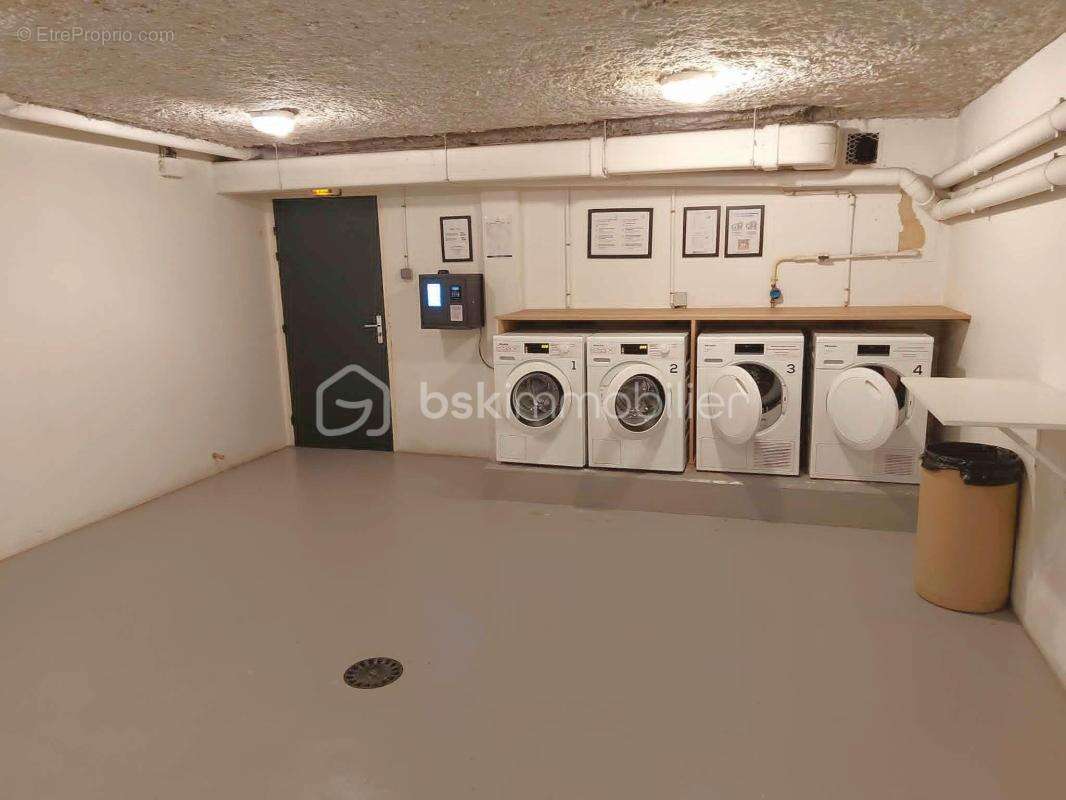 RARE À ROUEN SAINT-GERVAIS – Studio clé en main avec parking, gardien et vue panoramique ! - photo 10
