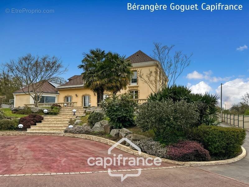 Maison à AIGNE