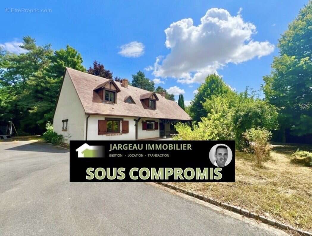Maison à DARVOY