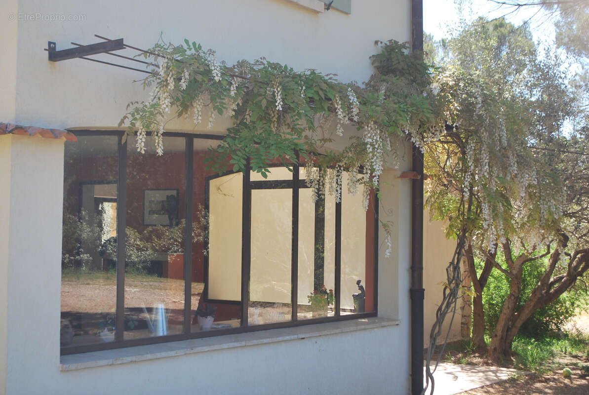 Maison à COTIGNAC