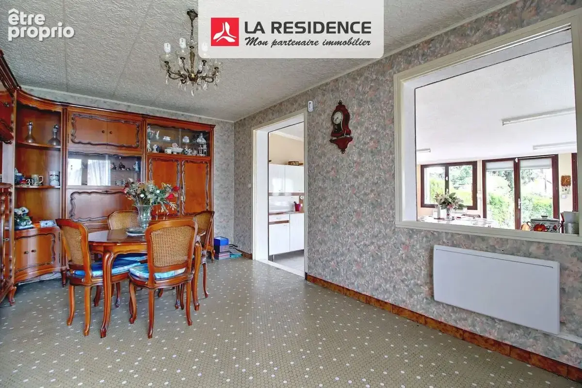 Maison 6 pièces 98 m² à vendre à Saint-Etienne-Du-Rouvray (76800) - photo 4