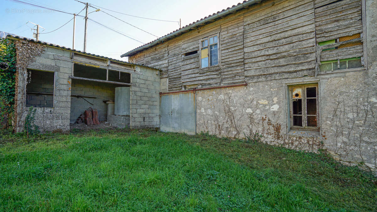 Maison à BOURG-DE-VISA