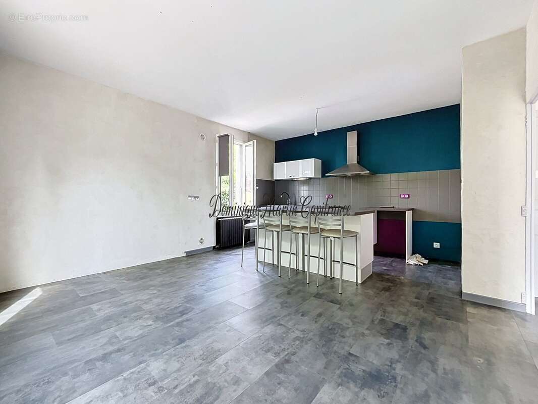 Poncé-sur-le-loir (72)-maison a vendre– 4 chambres, espace indépendant, garage et dépendance – prête à vivre - photo 5