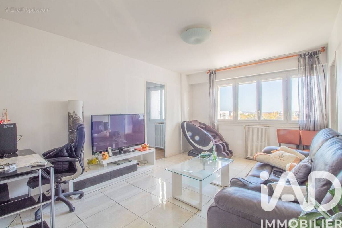 Photo 1 - Appartement à EPINAY-SUR-SEINE