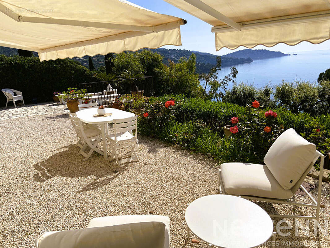 Appartement à LE LAVANDOU