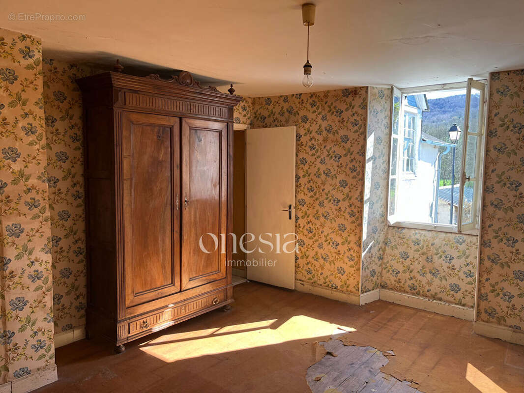 Maison à FEAS