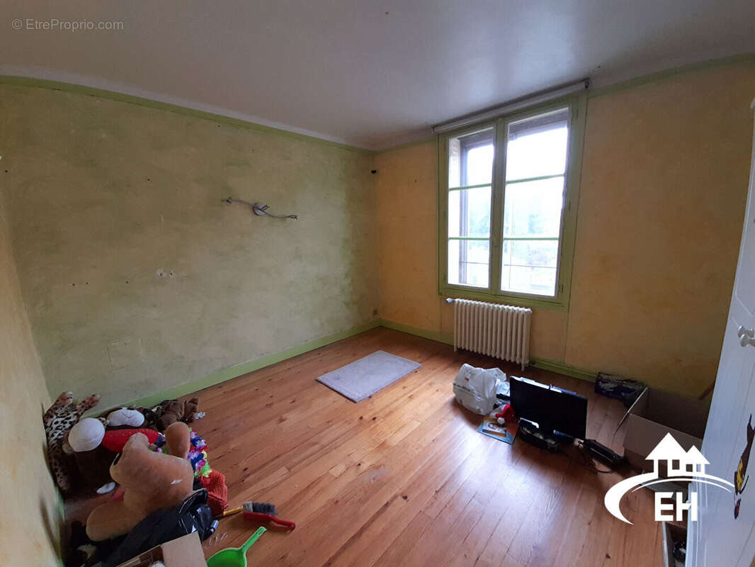 Ensemble immobilier - maison et batiment - photo 4