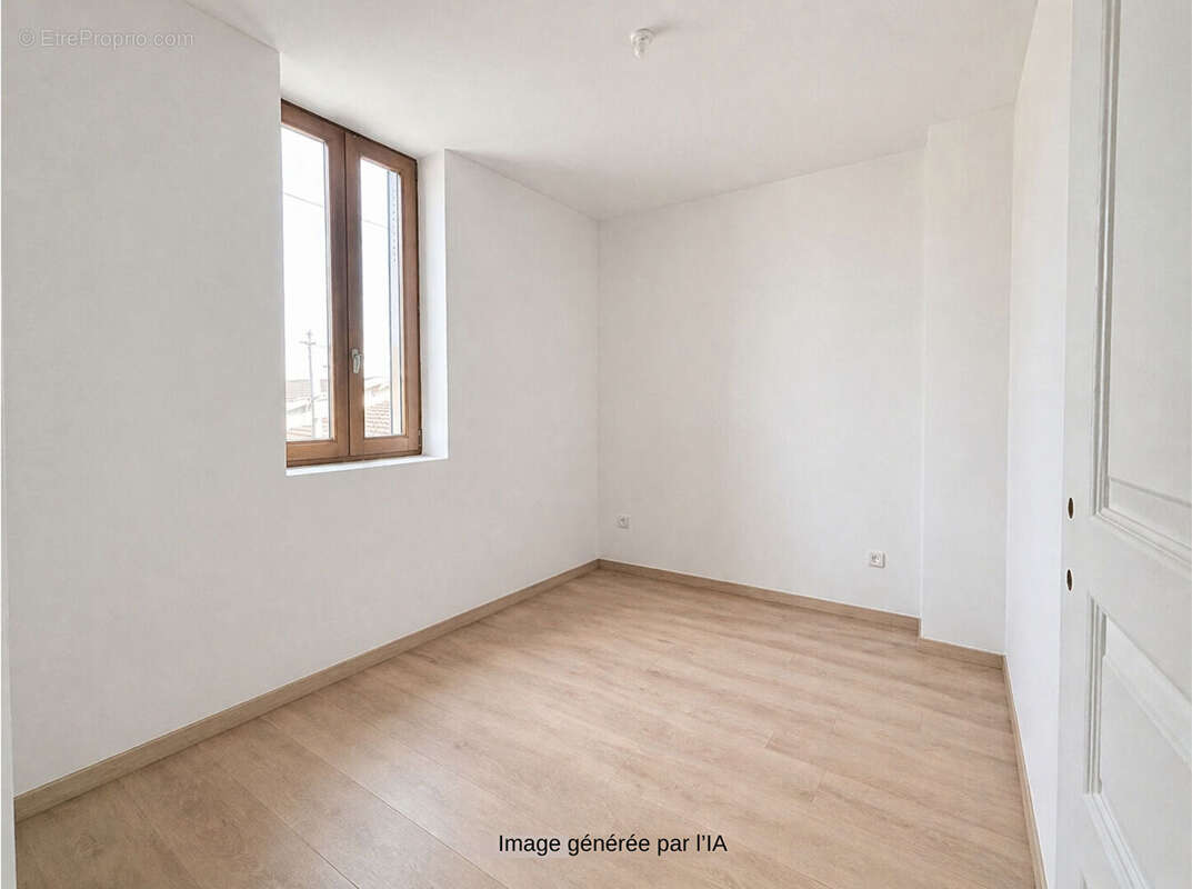 Maison  à Chavanoz en cours de rénovation  - Livrée clé en main - photo 4