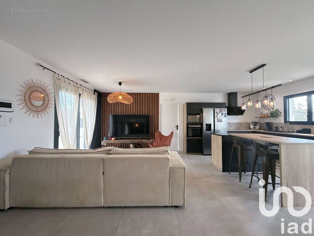 Photo 2 - Maison à BRESSOLS