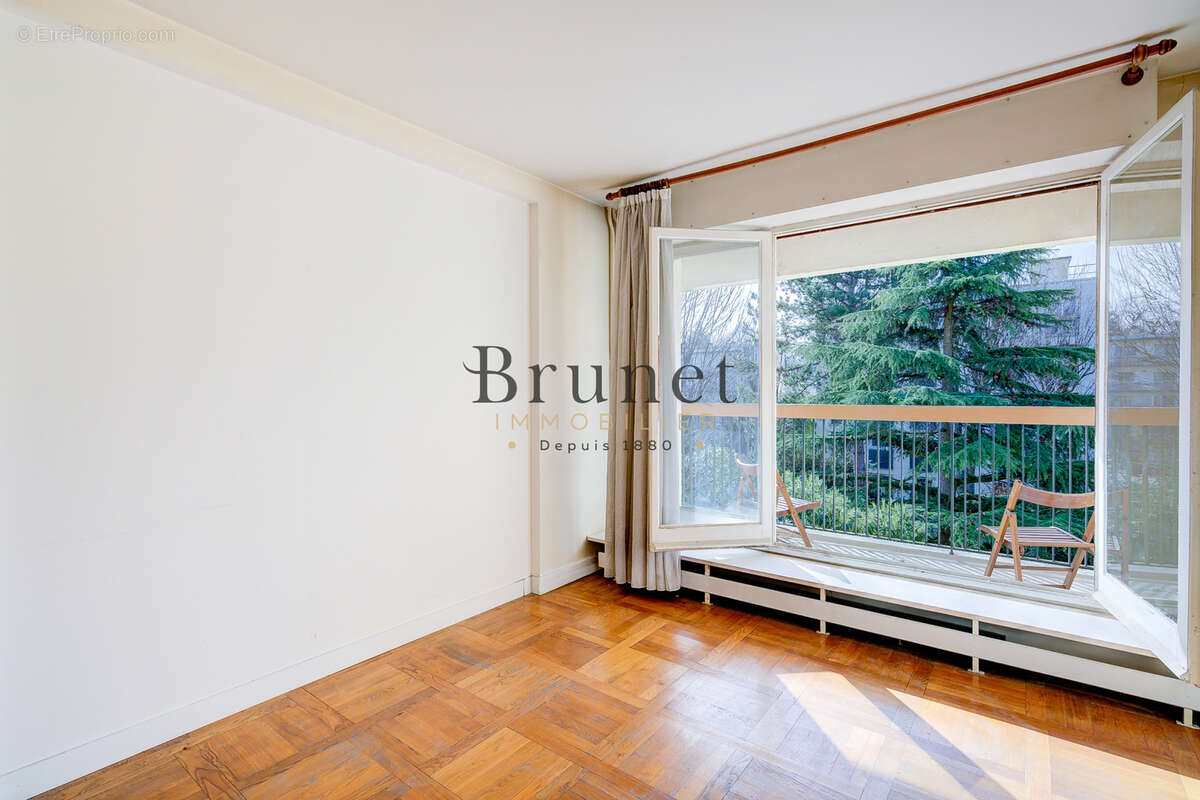 Appartement à SAINT-MAUR-DES-FOSSES