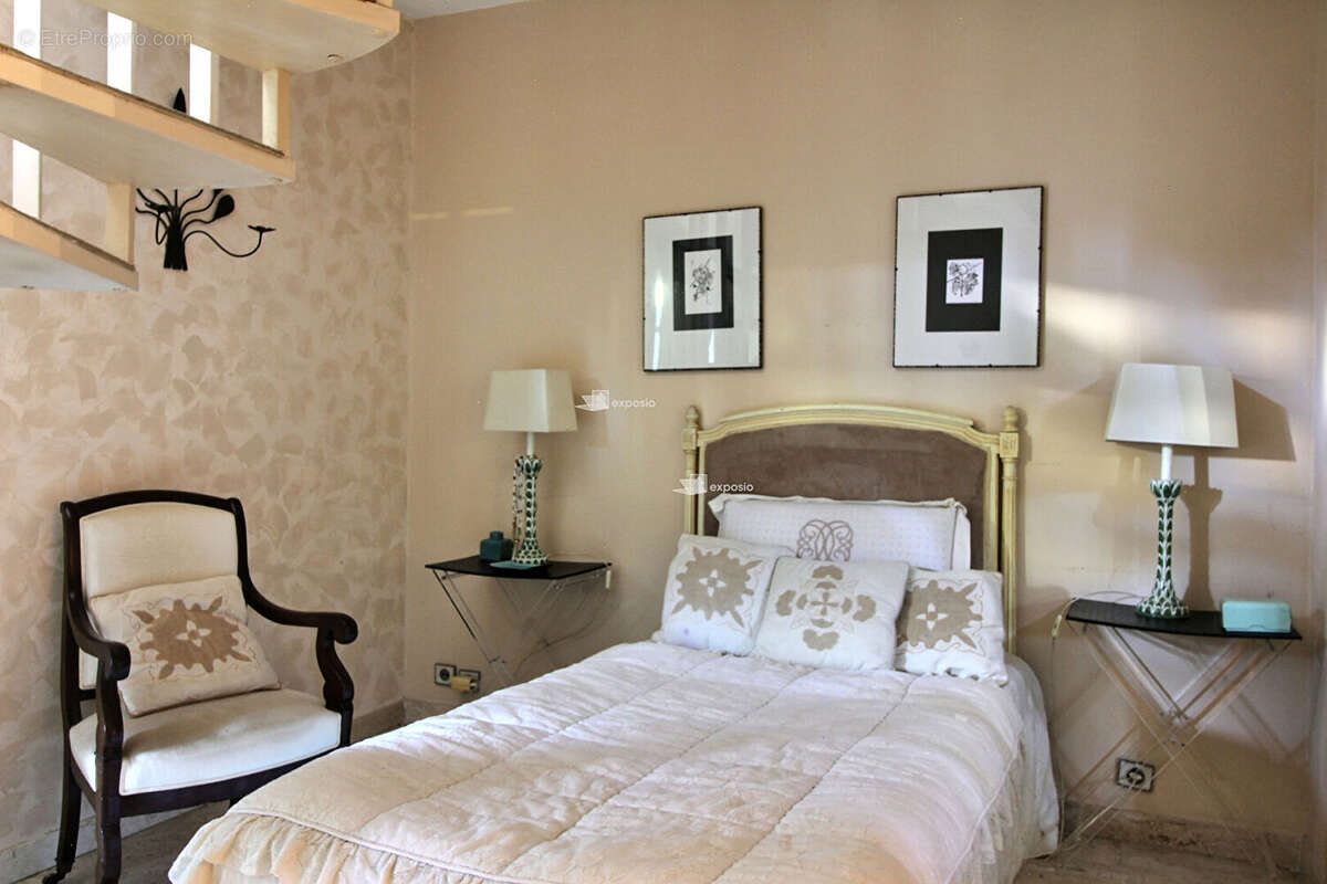 Appartement à LE CANNET