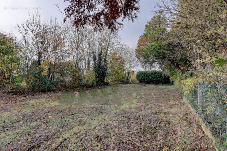 Terrain à ERAGNY
