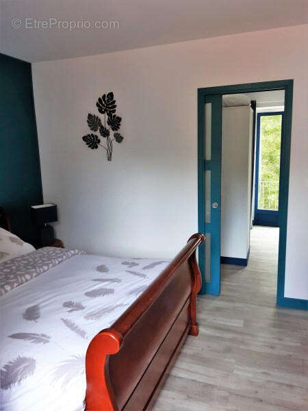 CHAMBRE - Maison à VOUTHON