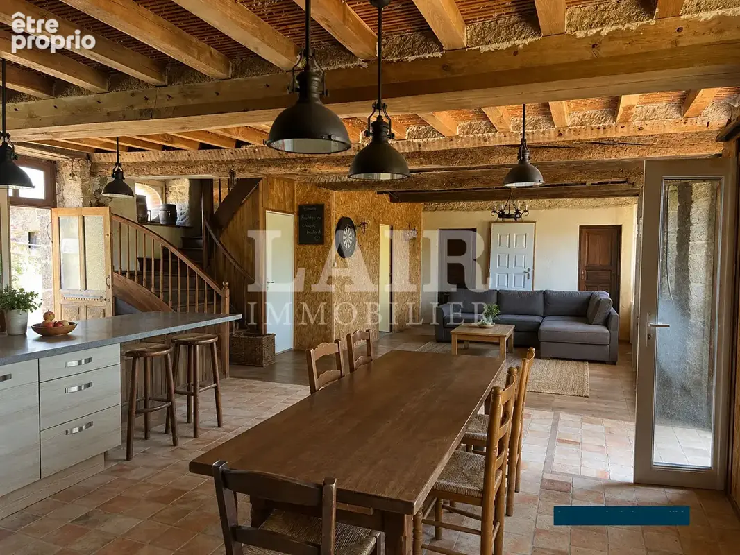 Maison Rânes avec dépendances sur terrain de 4080 m2 - Réf :E15602 - photo 3