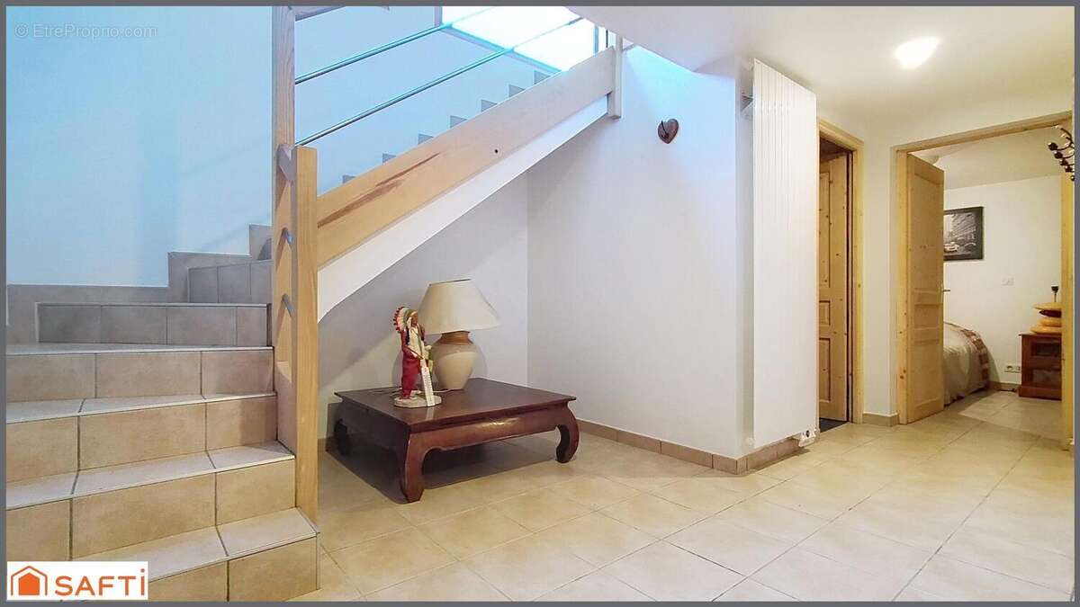 Photo 4 - Maison à ALBIEZ-MONTROND