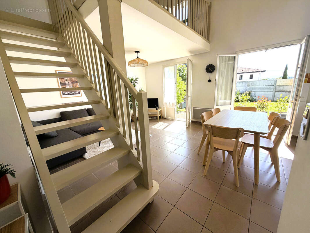 Anglet (4 cantons/ 5 cantons) : T3bis comme une maison - photo 2
