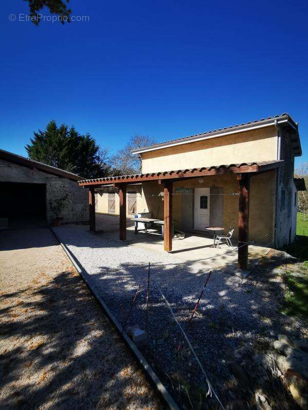 Propriété de 2 maisons avec piscine sur 11ha Armous et Cau ( - photo 8