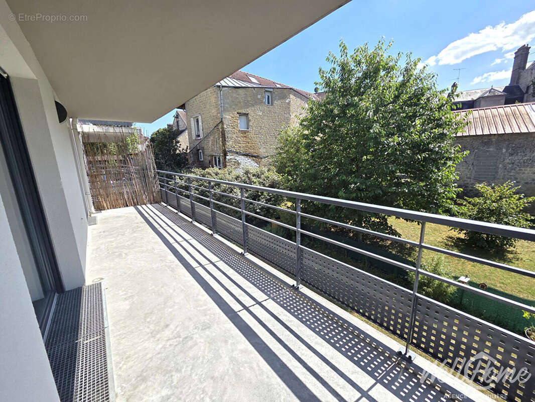 Appartement 3 pièces avec grande terrasse - photo 2
