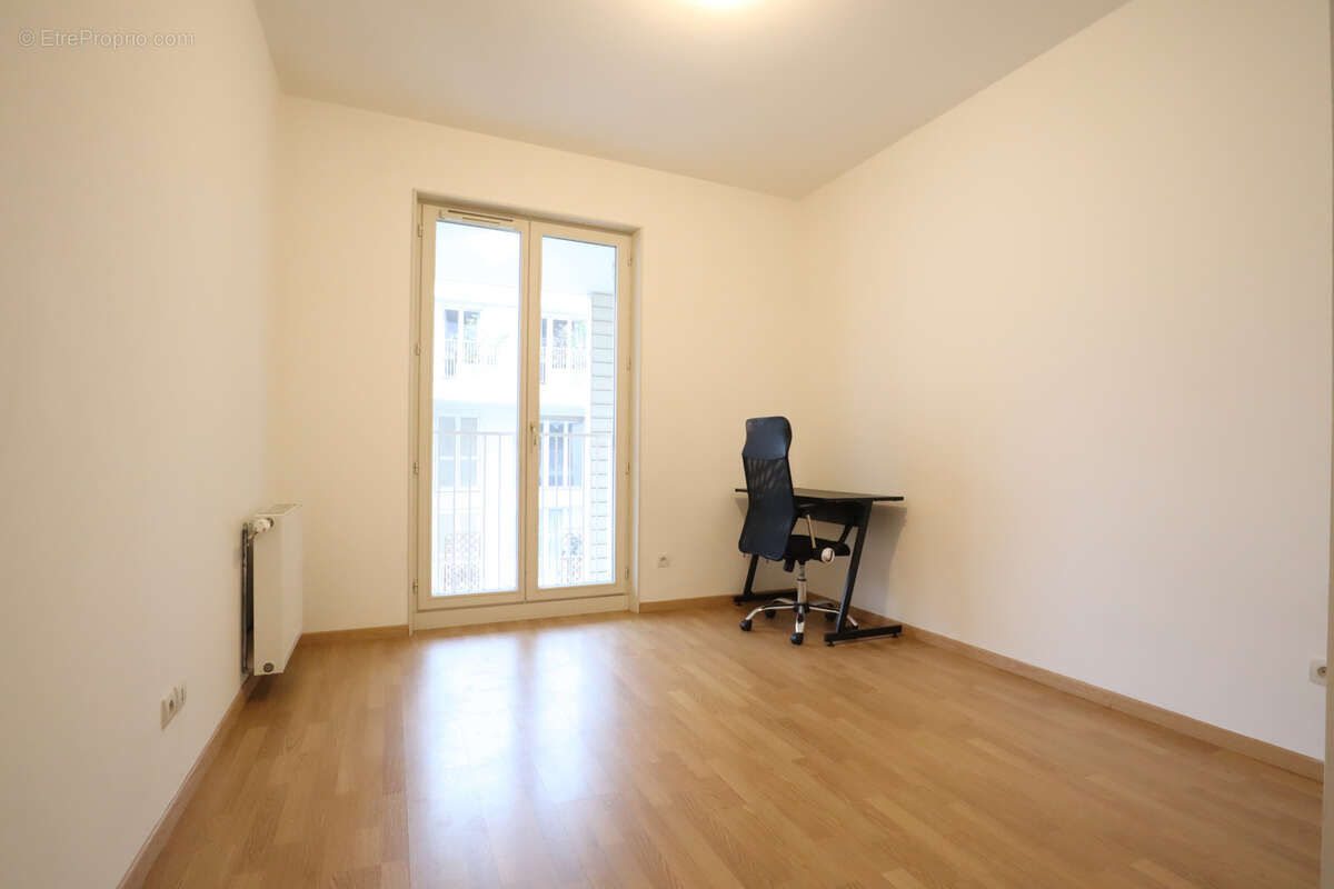 Appartement à LYON-8E