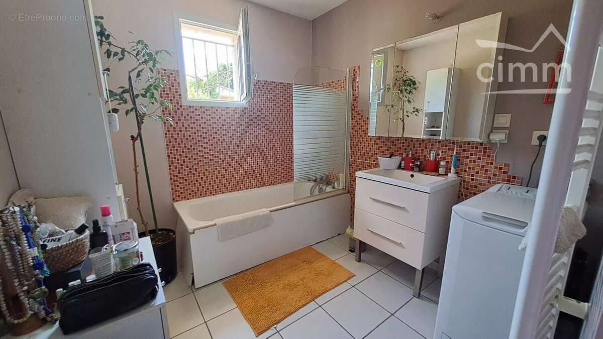 Maison à SAINT-ANDRE-LE-GAZ