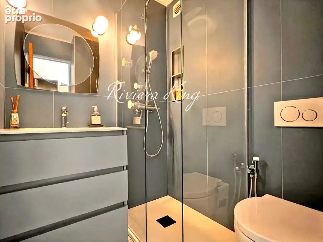 Appartement T3,  Rez-de-jardin rénové avec terrasse, vu jardin, piscine et accès mer - photo 7
