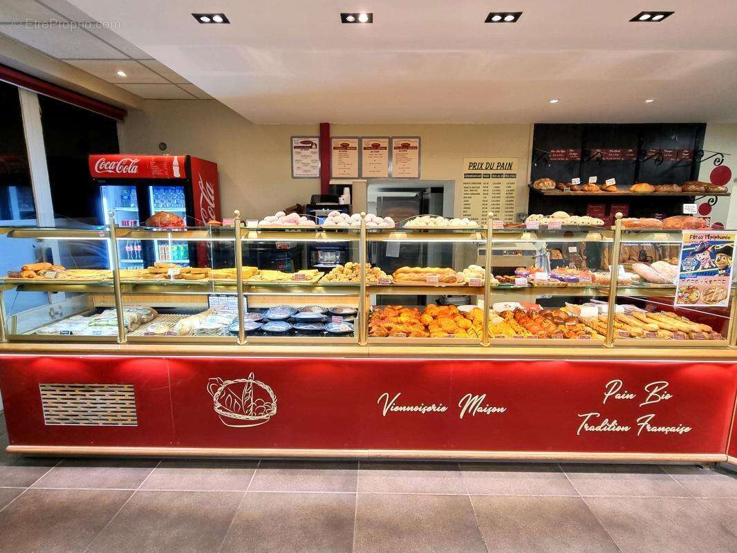 Commerce à FONTAINES-SUR-SAONE