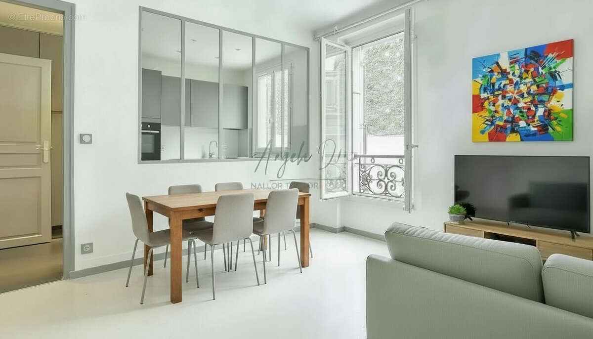 Appartement à PARIS-11E