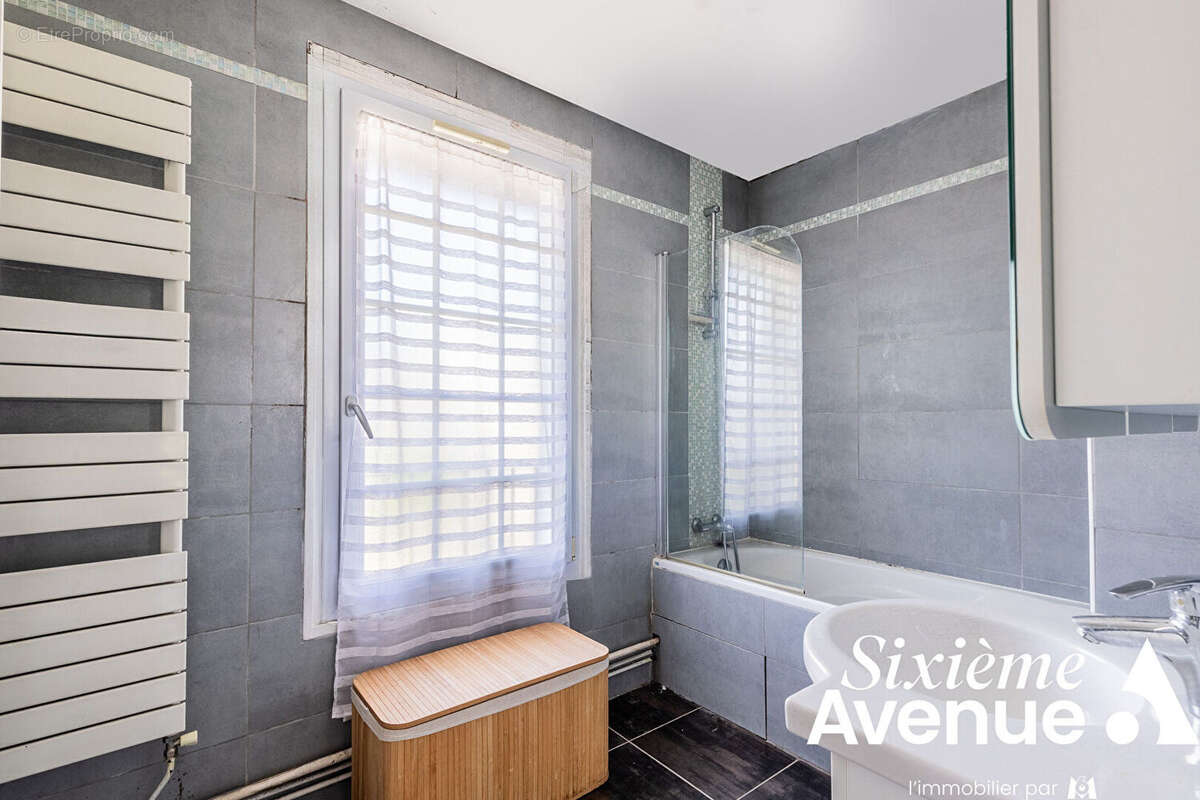 Maison à SAVIGNY-SUR-ORGE