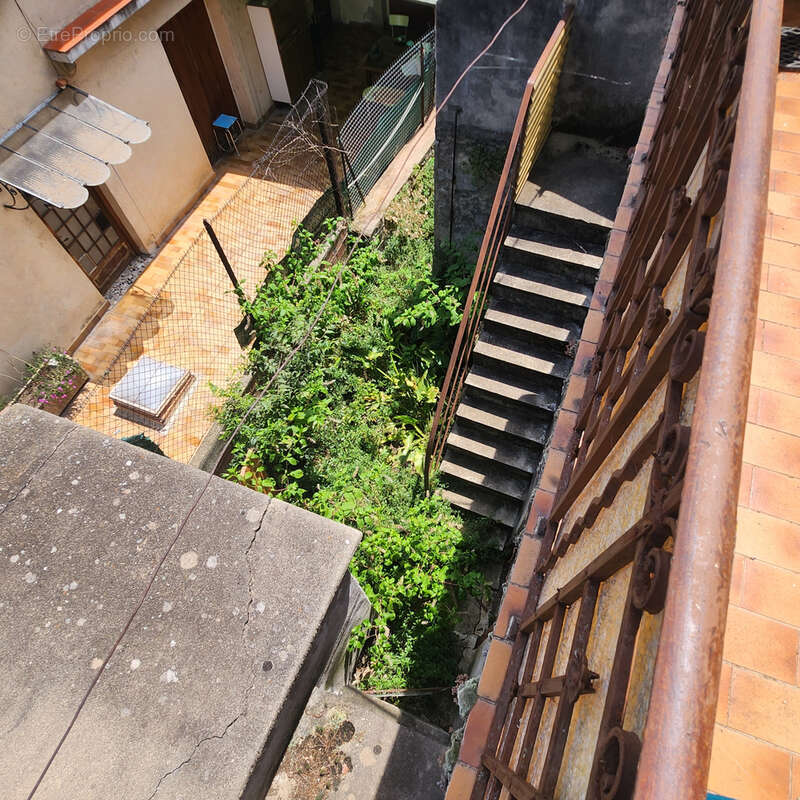Appartement à ARLES-SUR-TECH
