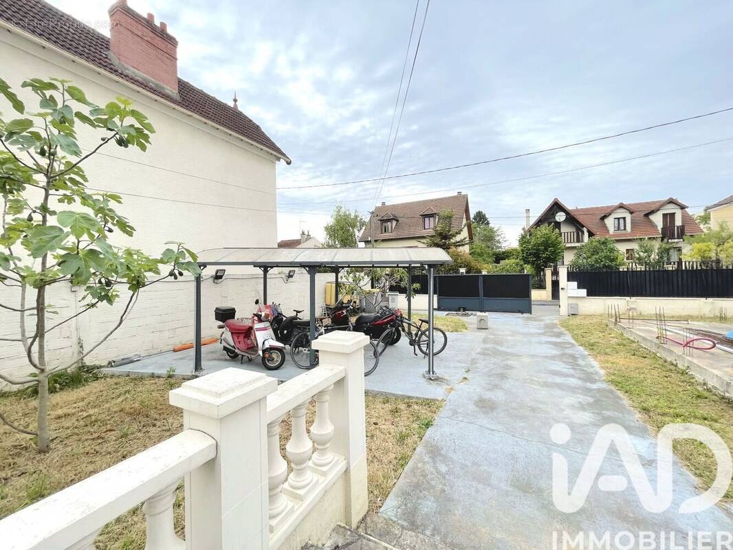Photo 1 - Appartement à VIGNEUX-SUR-SEINE