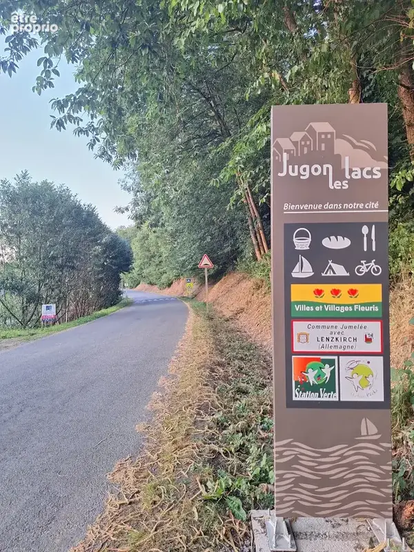 Terrain constructible 607m² et plus possible -  Sortie de bourg, Jugon-les-Lacs à 5mns à pieds. - photo 8