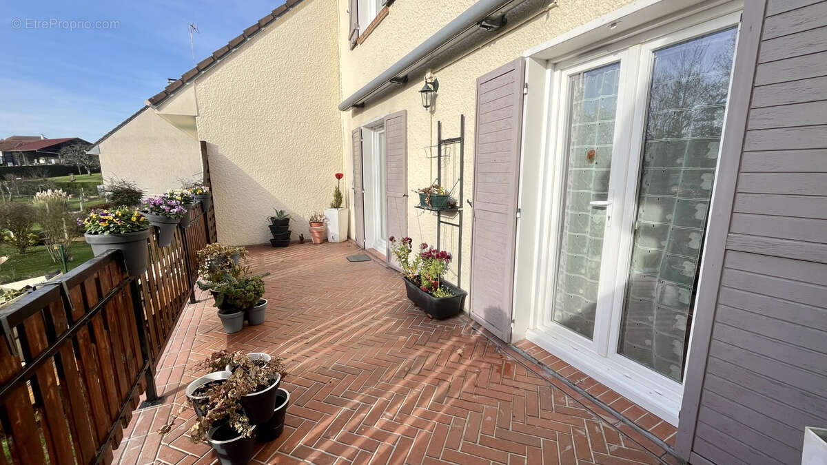 Maison à LA FERTE-GAUCHER