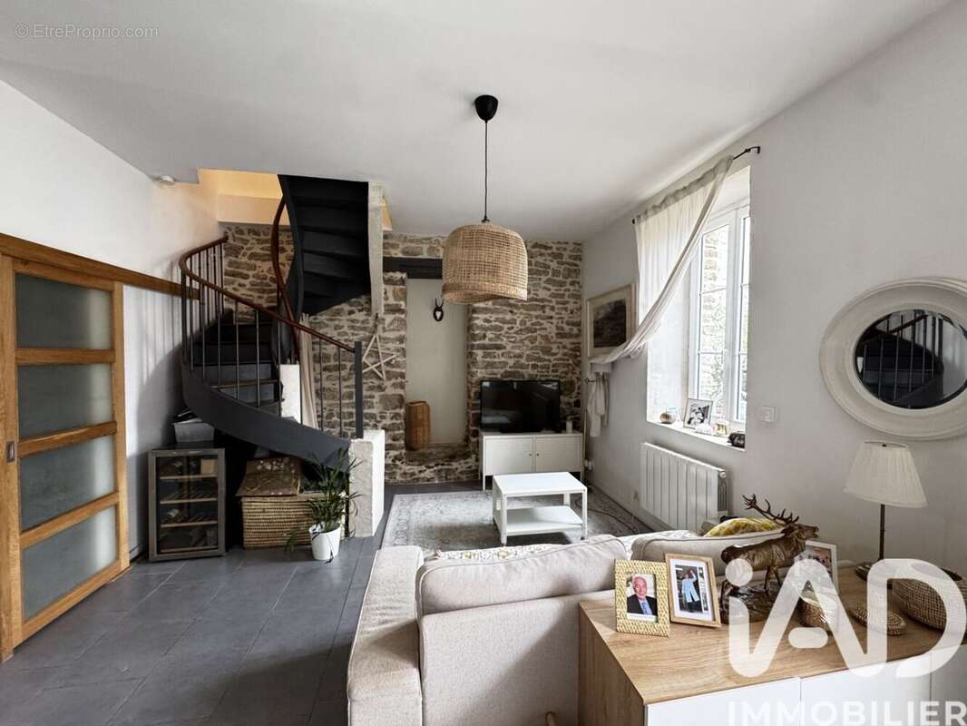 Photo 2 - Maison à VIGNEUX-DE-BRETAGNE