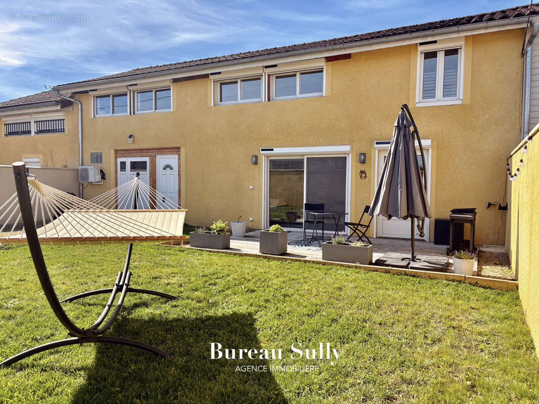 Maison à SAINT-DIDIER-SUR-CHALARONNE