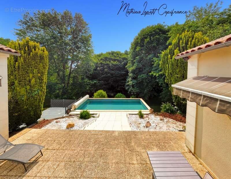Maison à COULOUNIEIX-CHAMIERS