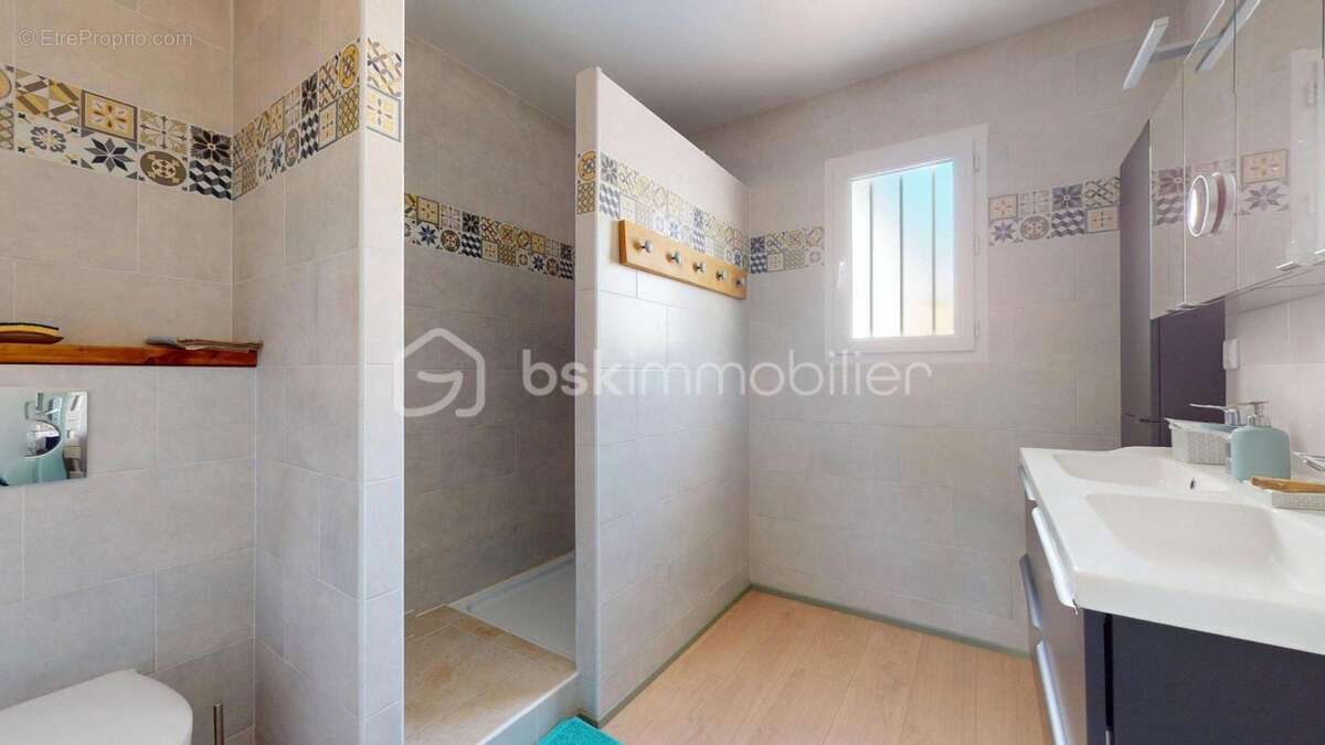 Maison à PONT-L'ABBE-D'ARNOULT