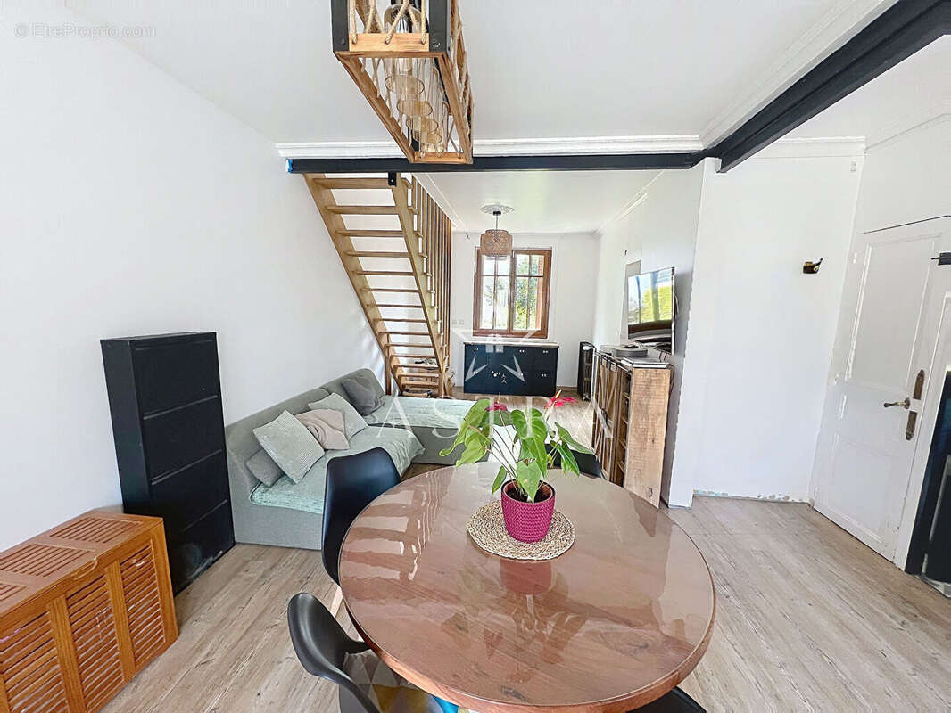 Maison à BOURG-LA-REINE